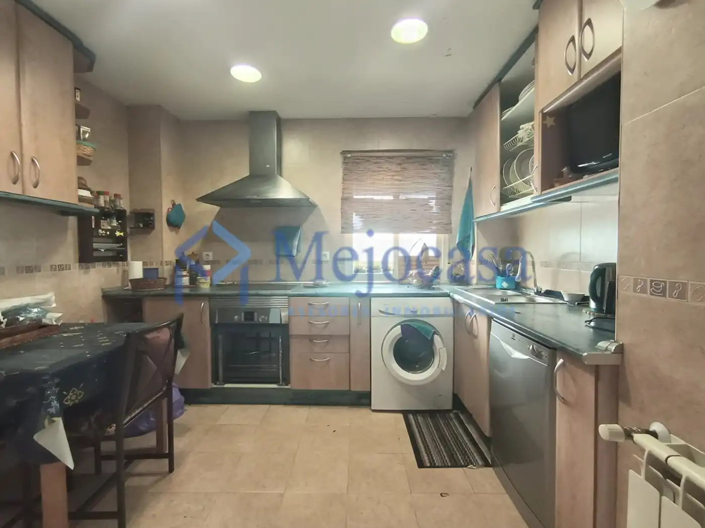 Kitchen of Flat for sale in Madrid  with Heating, Furnished and Oven