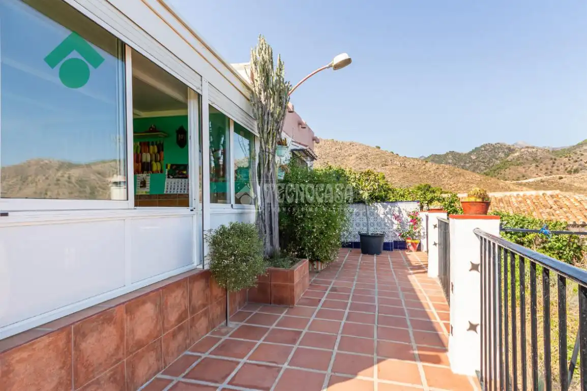 Terrassa de Finca rústica en venda en Nerja amb Jardí privat, Terrassa i Piscina