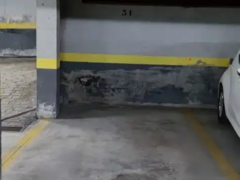 Parking of Garage for rent in Madrid