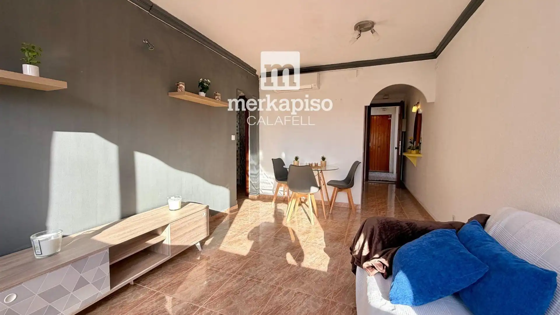 Außenansicht von Wohnung zum Verkauf in Calafell mit Klimaanlage, Terrasse und Abstellraum