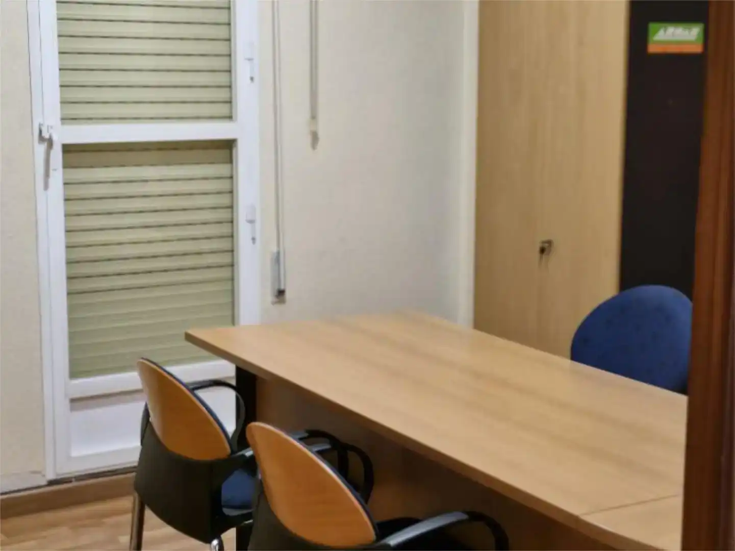 Oficina de alquiler en Lucena