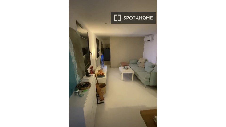 Exterior view of Flat to rent in Sant Cugat del Vallès  with Air Conditioner, Heating and Furnished