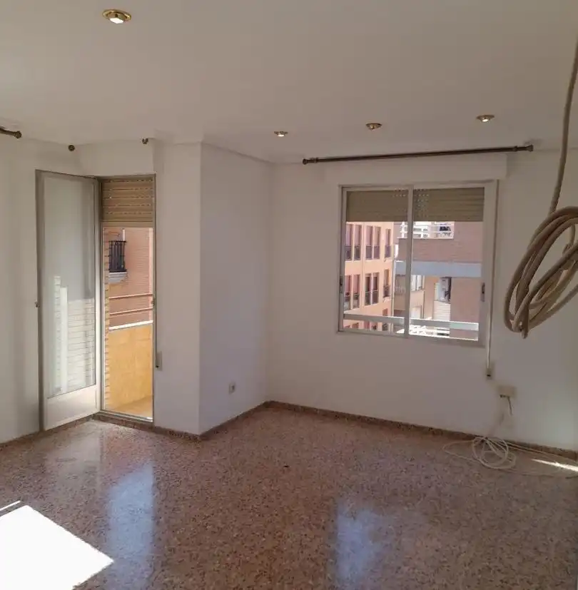 Habitación de Piso en venta en Almazora / Almassora