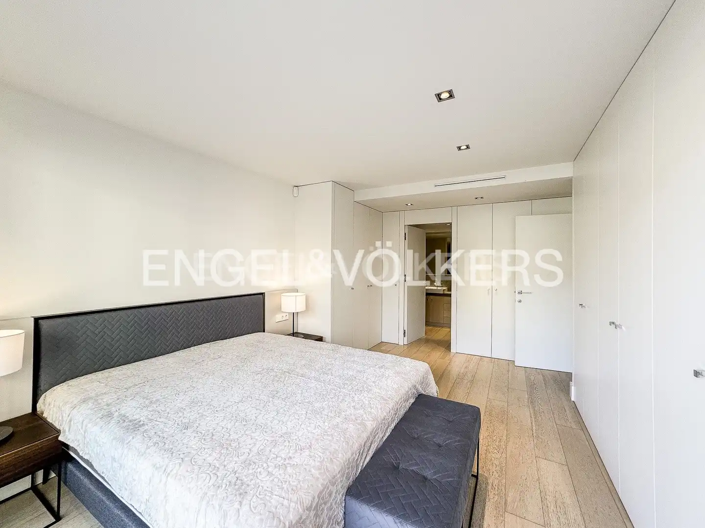 Bedroom of Flat for rent in Barcelona  with Air Conditioner, Heating and Parquet flooring