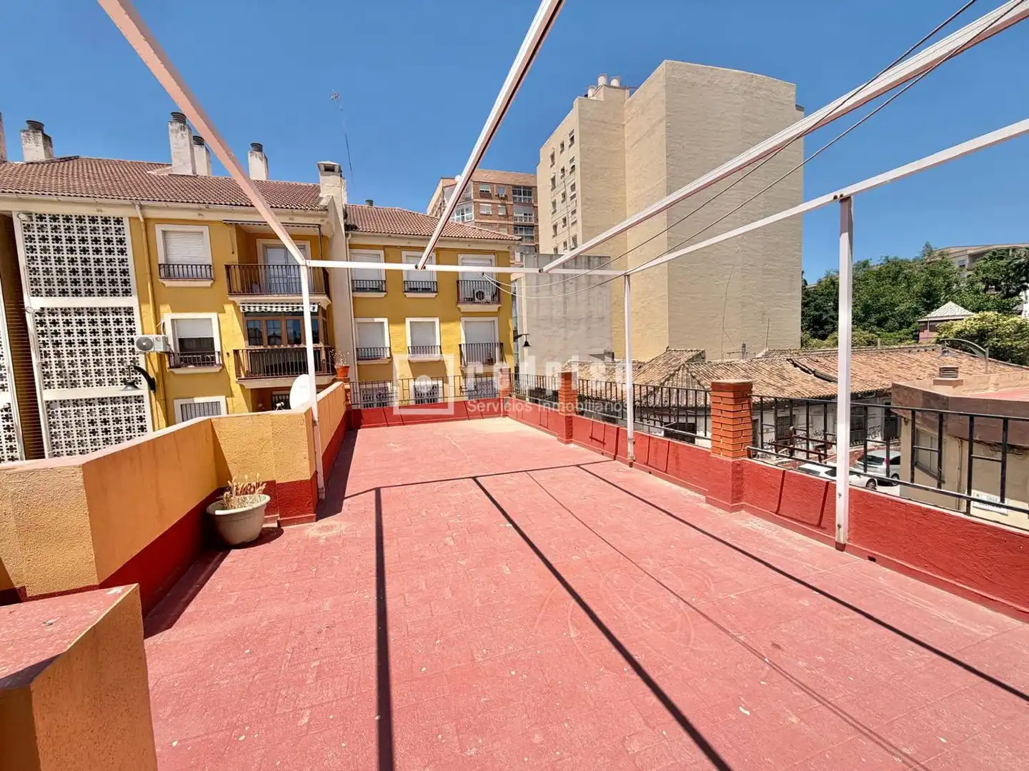 Vista exterior de Casa o xalet en venda en Málaga amb Aire condicionat, Terrassa i Traster