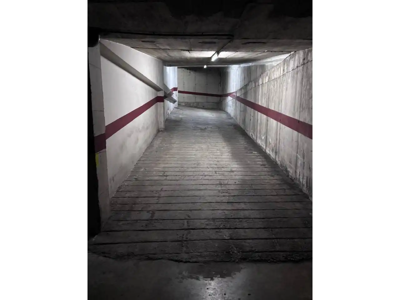 Garage zum Verkauf in Girona