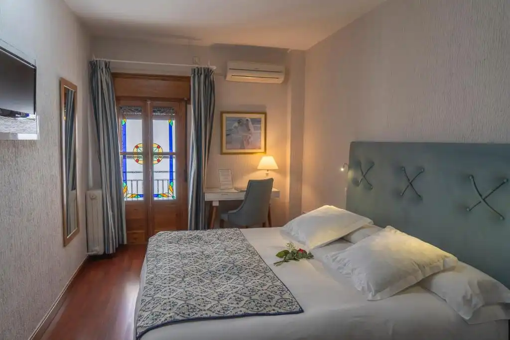 Bedroom of Buildings for sale in Jarandilla de la Vera