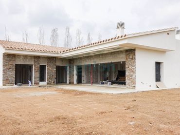 House with garden for sale in Maià de Montcal