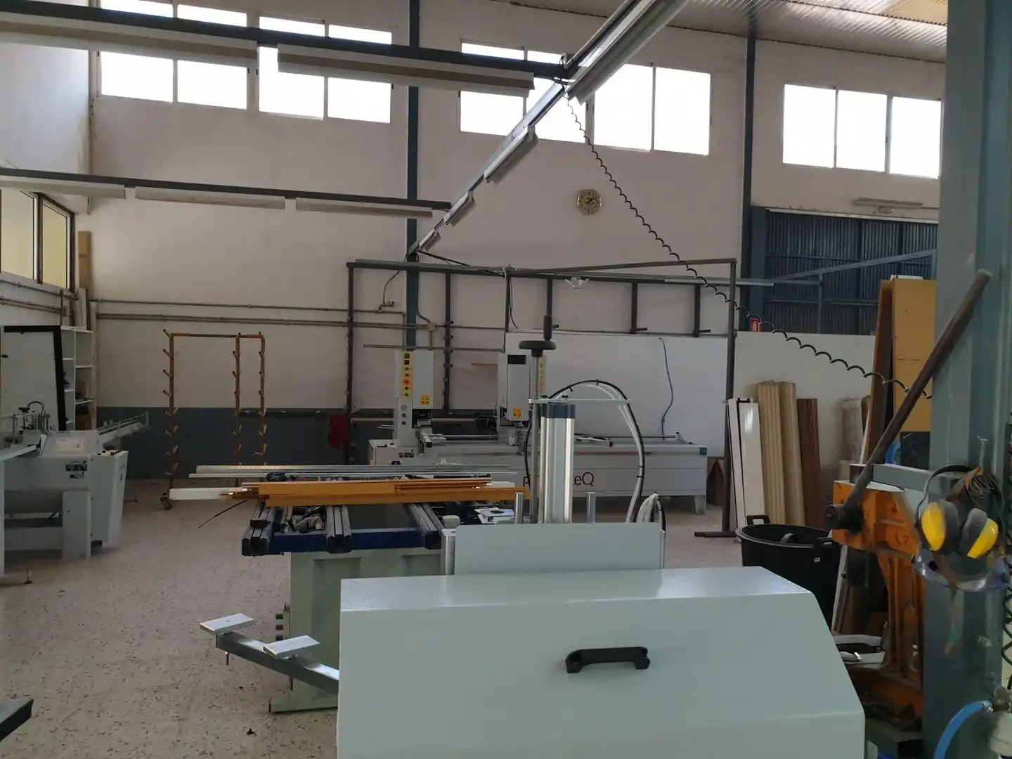 Nau industrial de lloguer en Elda