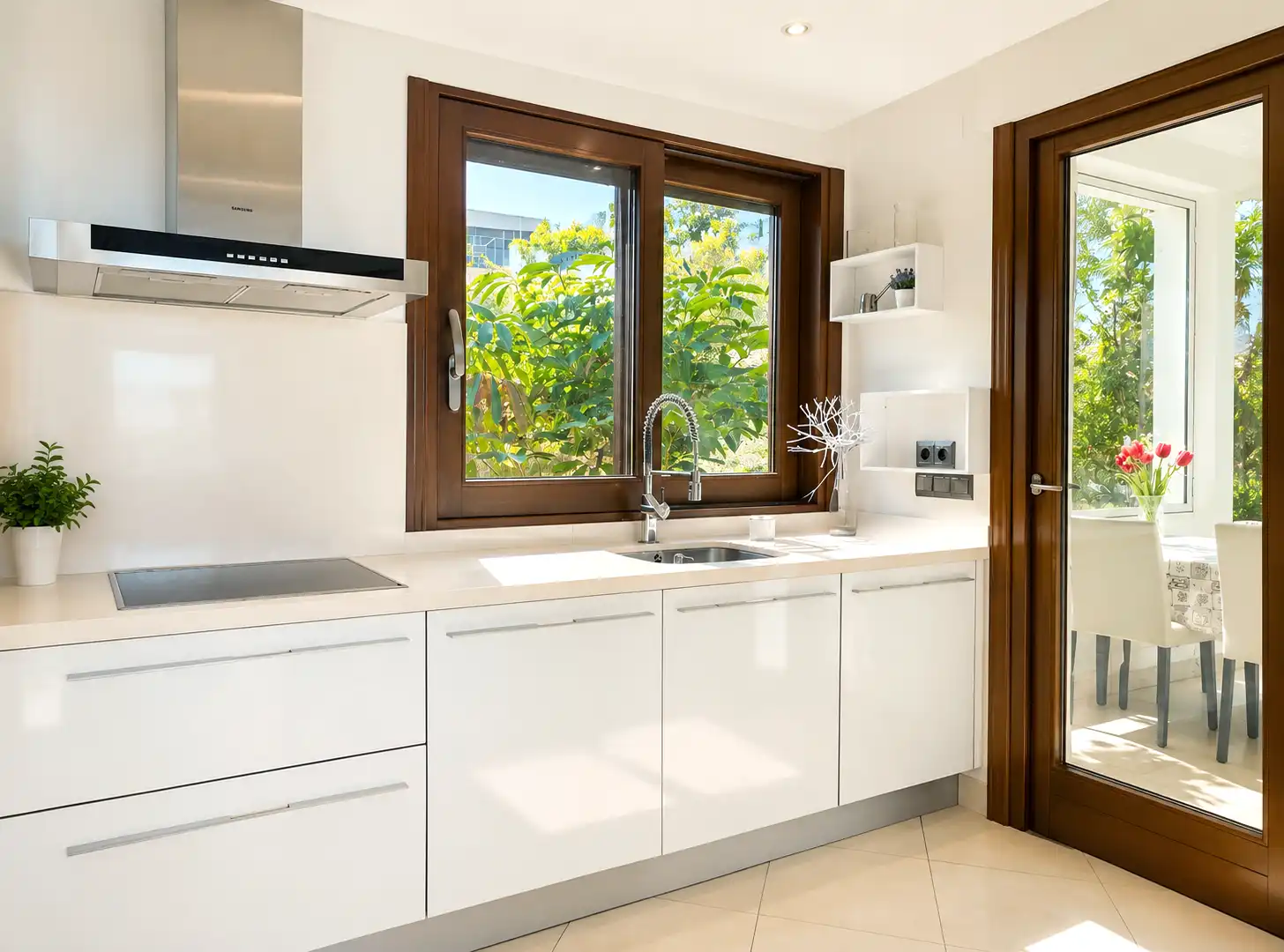 Cuina de Apartament en venda en Estepona amb Aire condicionat, Terrassa i Piscina