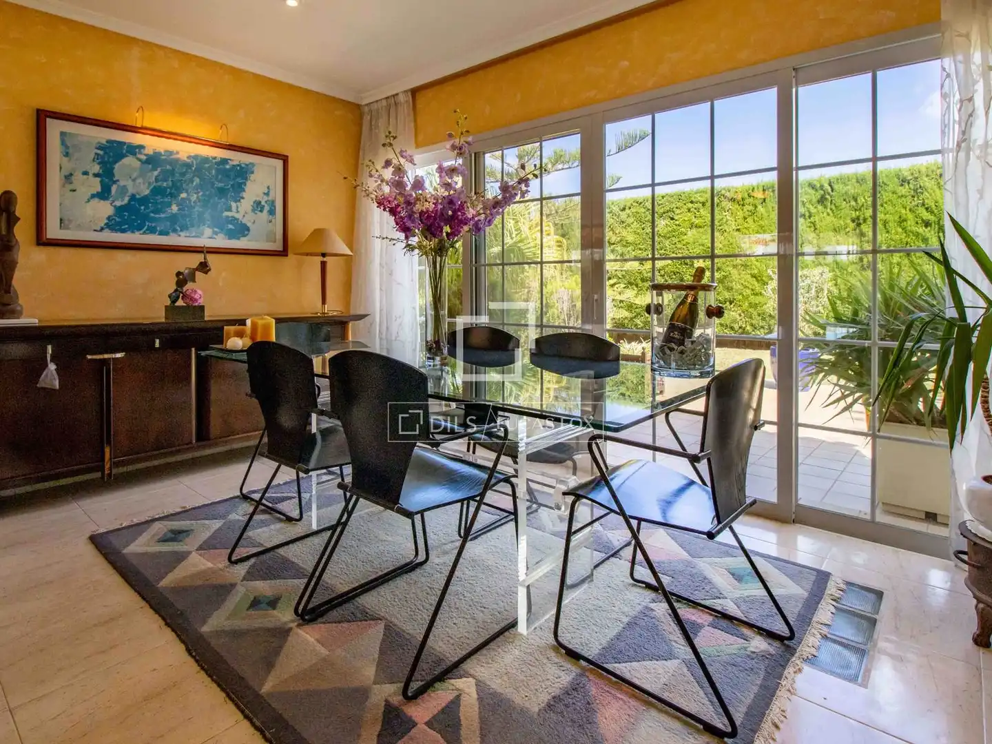 Comedor de Casa o chalet en venta en Santa Eulària des Riu con Aire acondicionado, Calefacción y Jardín privado