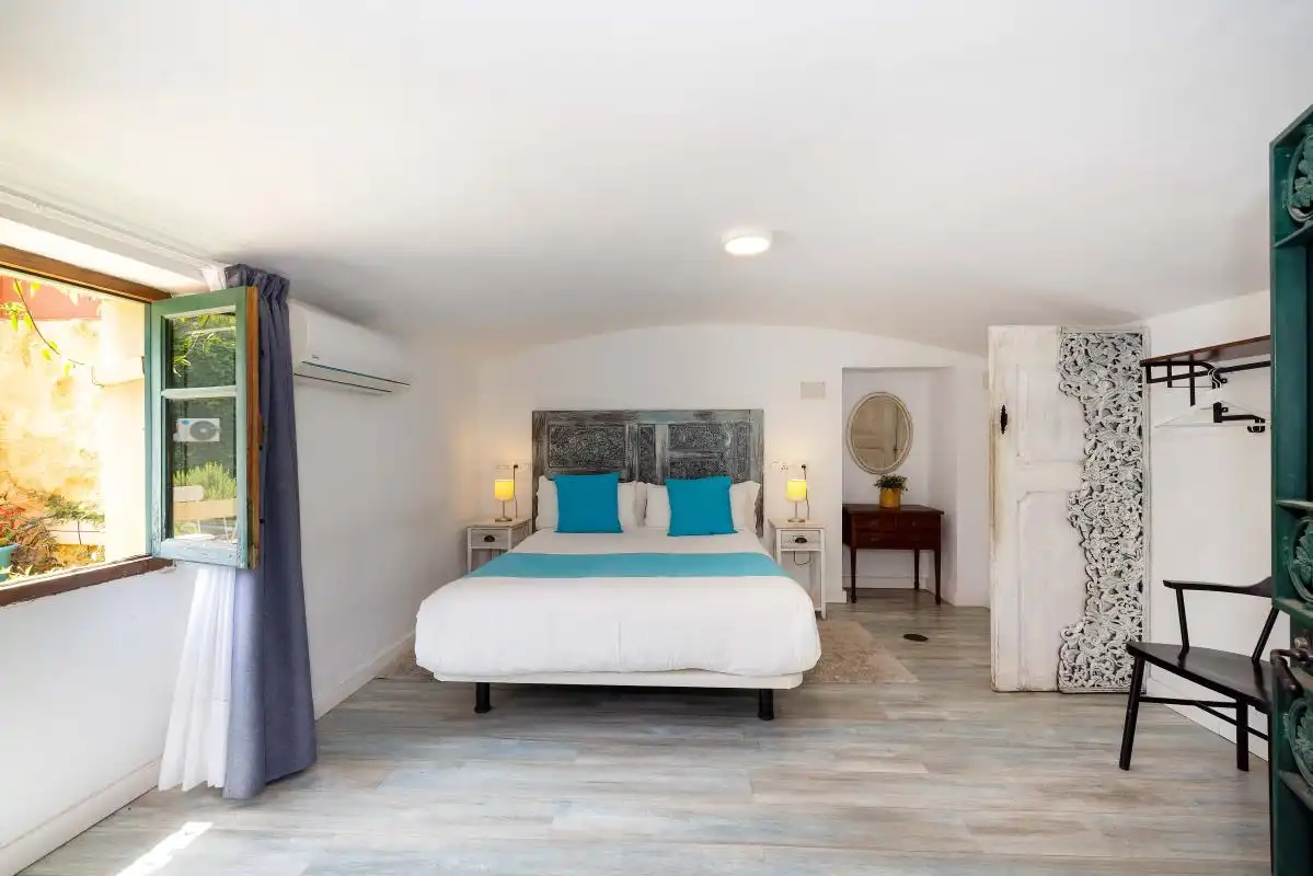 Habitación de Casa o chalet en venta en Torremolinos con Aire acondicionado, Calefacción y Jardín privado
