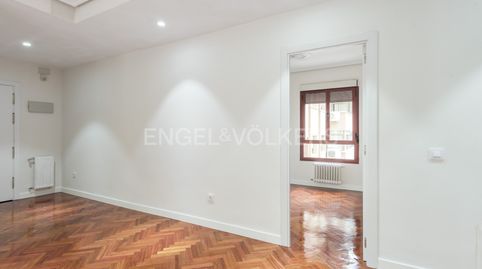 Foto 5 von Wohnung zur Miete in Calle de la Dulzaina, Costillares, Madrid Capital