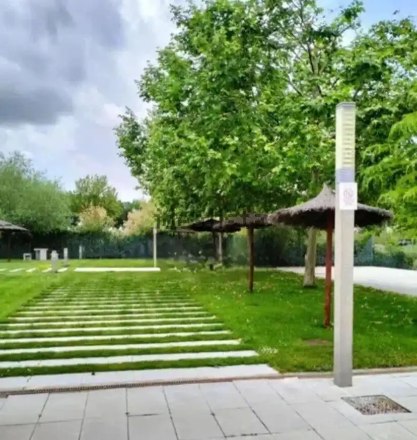 Jardín de Piso en venta en Yebes con Aire acondicionado, Calefacción y Jardín privado