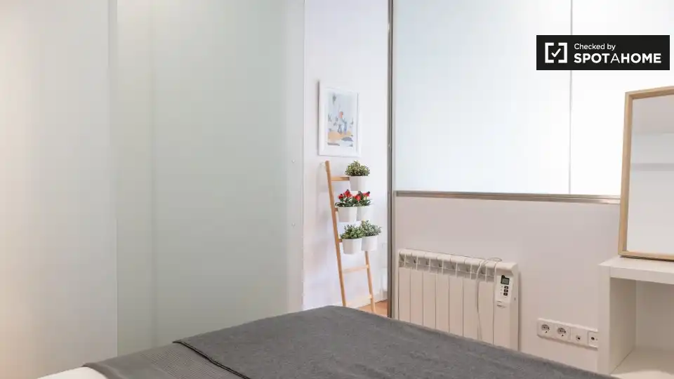 Habitación en Castellana