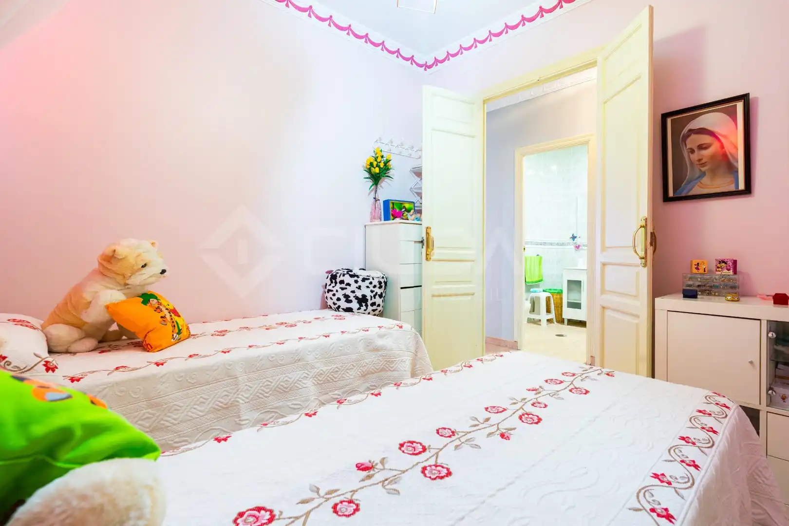 Bedroom of Houses for sale in Sevilla