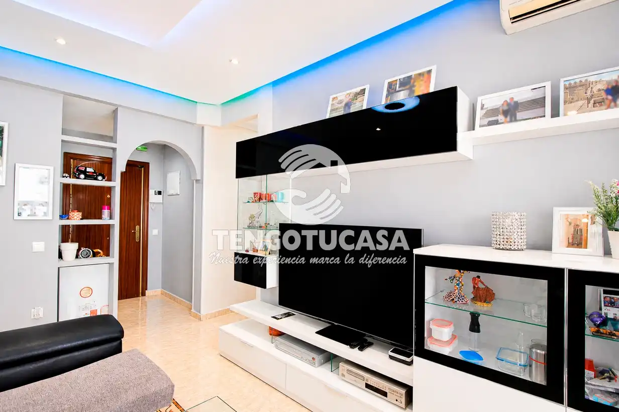 Sala de estar de Piso en venta en Madrid con Aire acondicionado, Calefacción y Amueblado