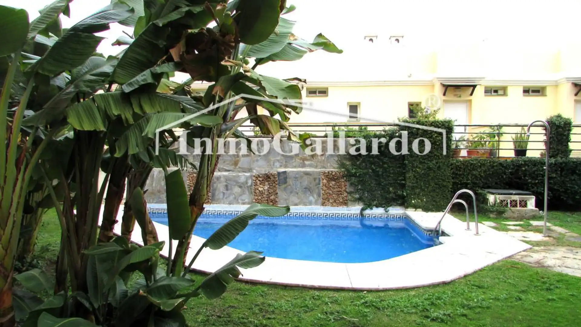 Piscina de Piso en venta en Rincón de la Victoria con Aire acondicionado, Calefacción y Terraza