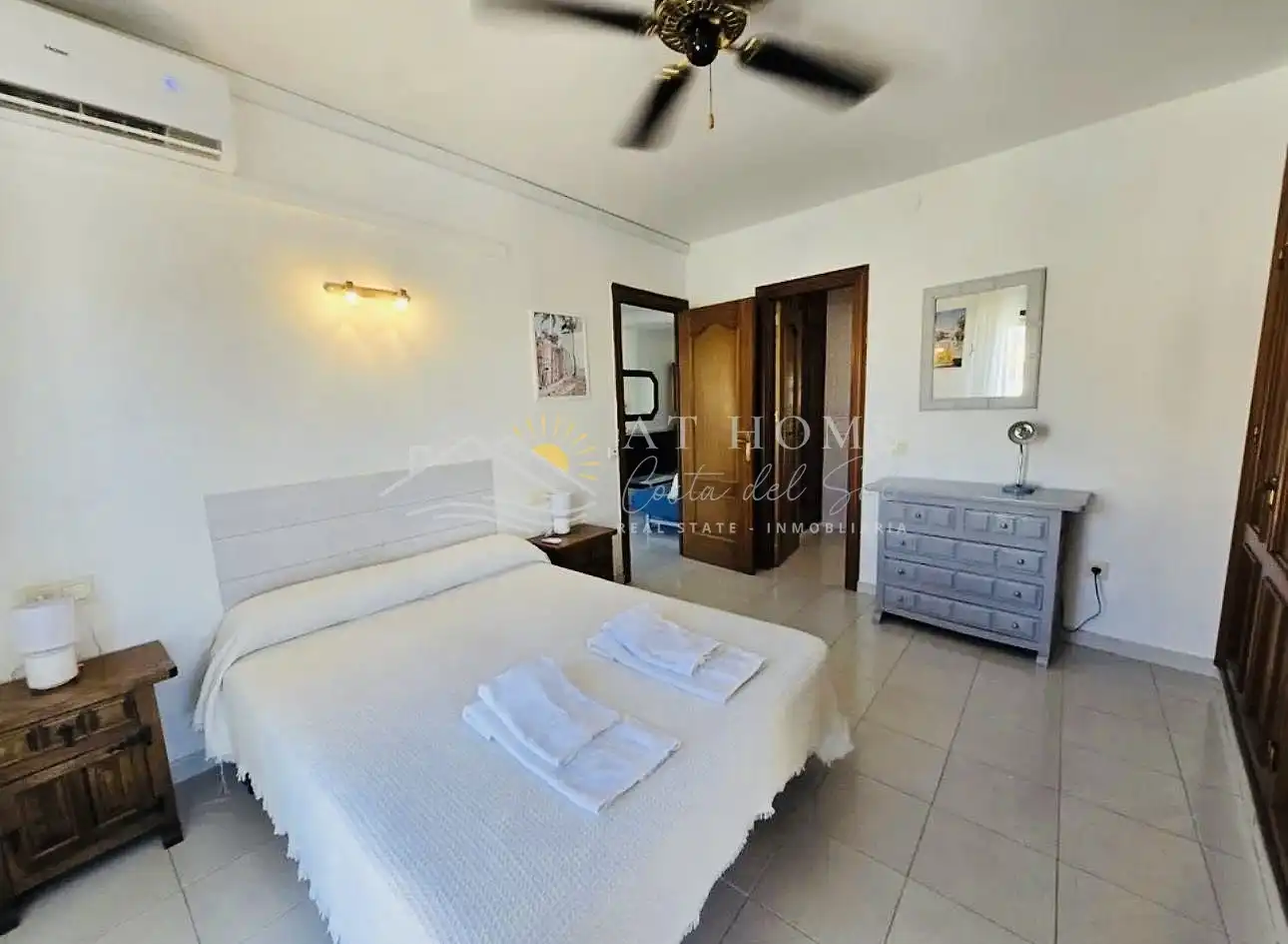 Habitación de Apartamento en venta en Nerja con Terraza y Horno