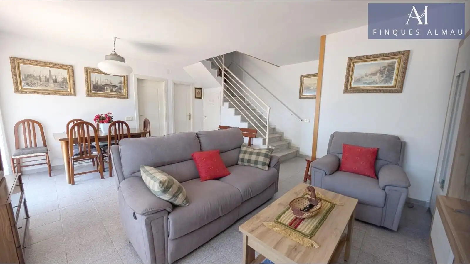 Living room of Detached homes for sale in Vilanova i la Geltrú  with Air Conditioner, Heating and Private garden