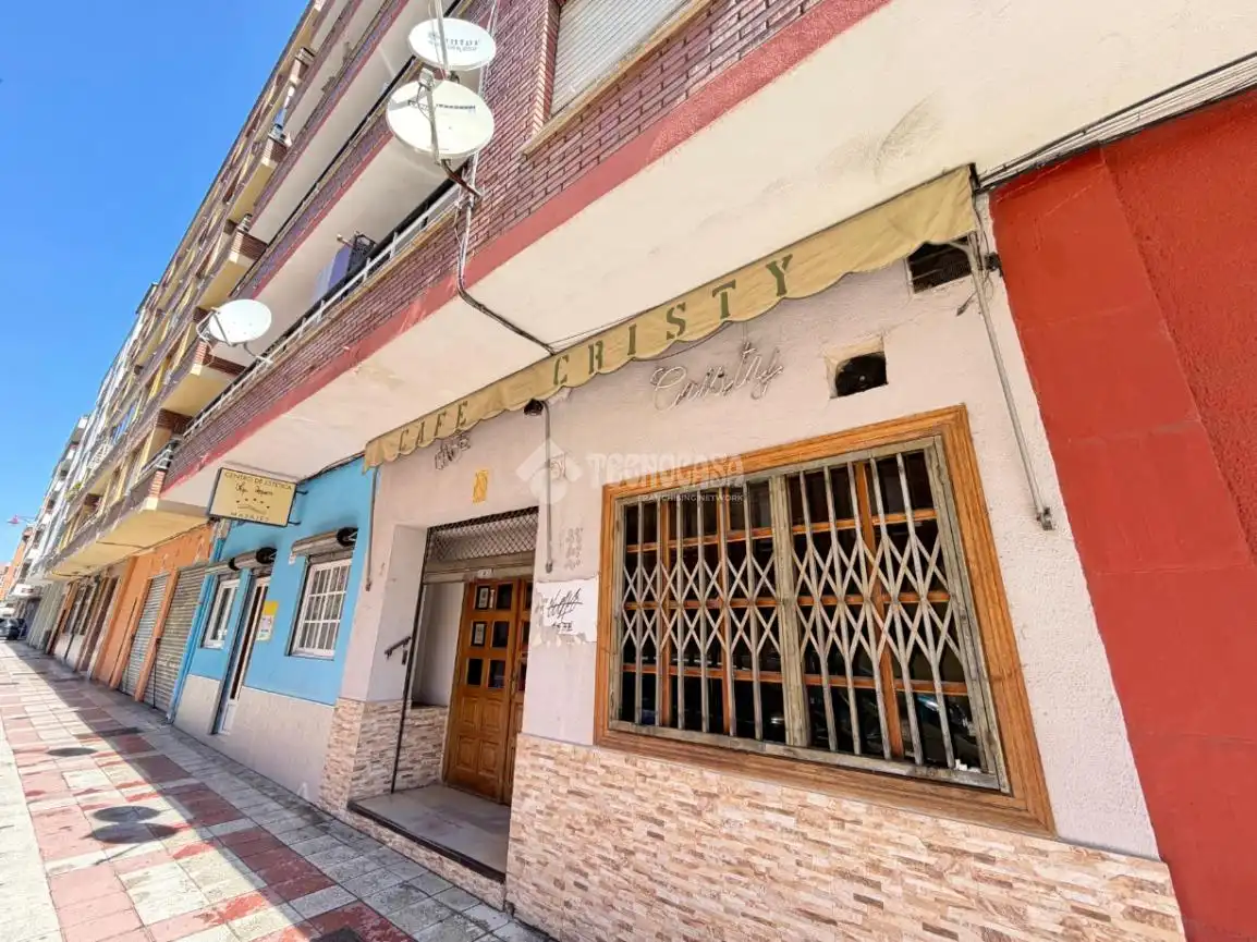 Business premises to rent in C. Batalla de Clavijo