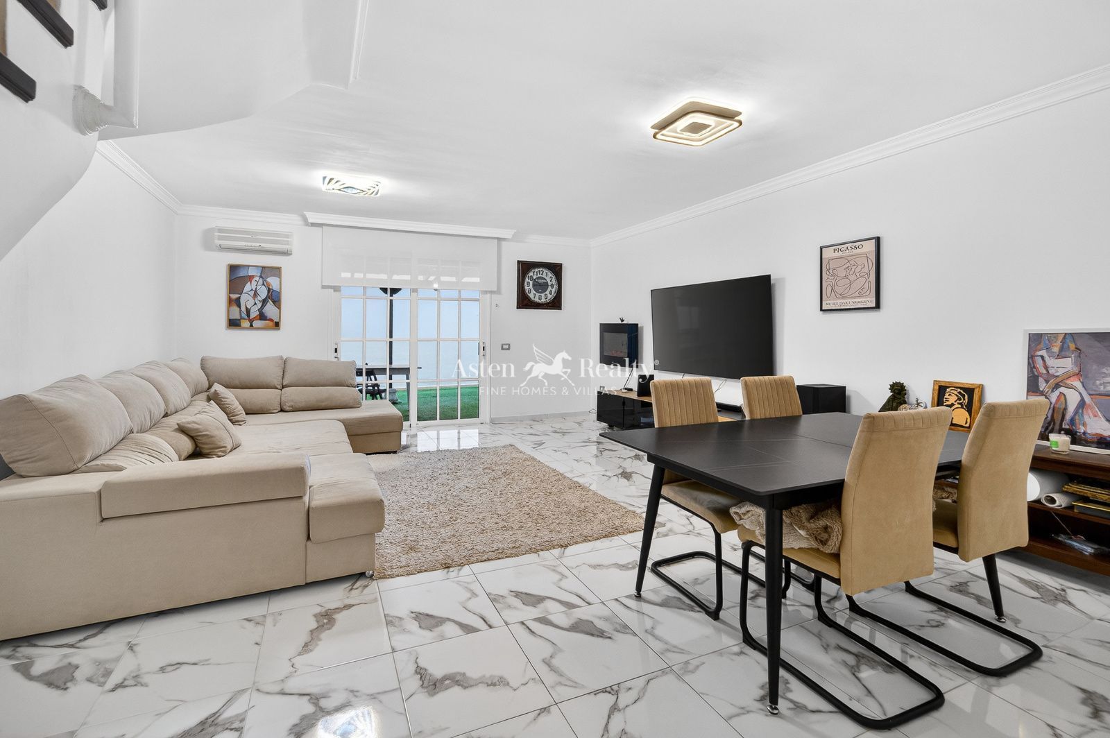 Living room of Single-family semi-detached for sale in Granadilla de Abona  with Terrace, Storage room and Furnished