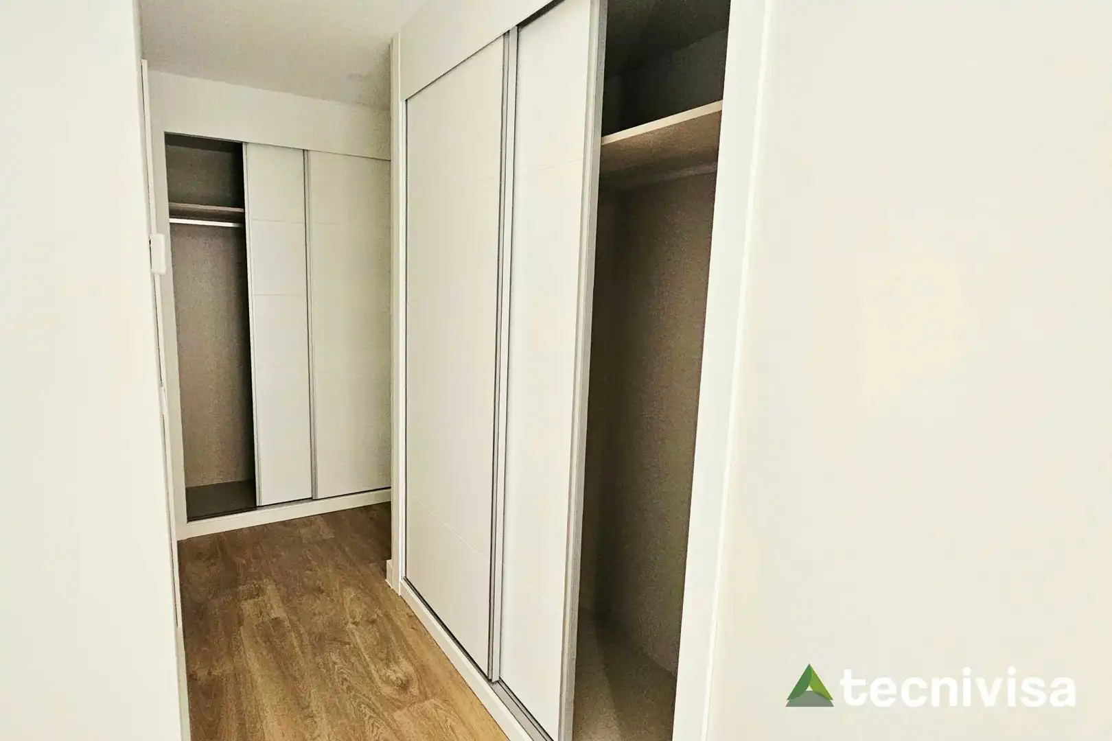 Ground floor with lift for sale in Calle de Pedro Colmenar, imagen 7