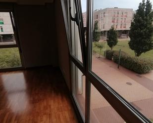 Pis en venda en Gijón  amb Calefacció, Parquet i Traster