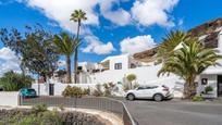 Vista exterior de Casa o xalet en venda en Teguise amb Aire condicionat