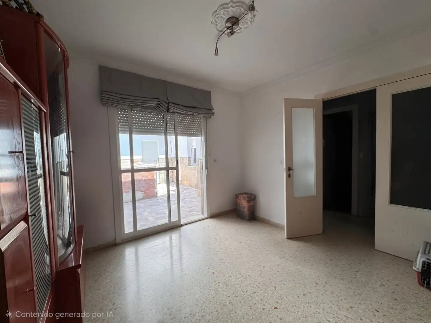 Dormitori de Casa adosada en venda en Sanlúcar la Mayor amb Terrassa i Piscina comunitària