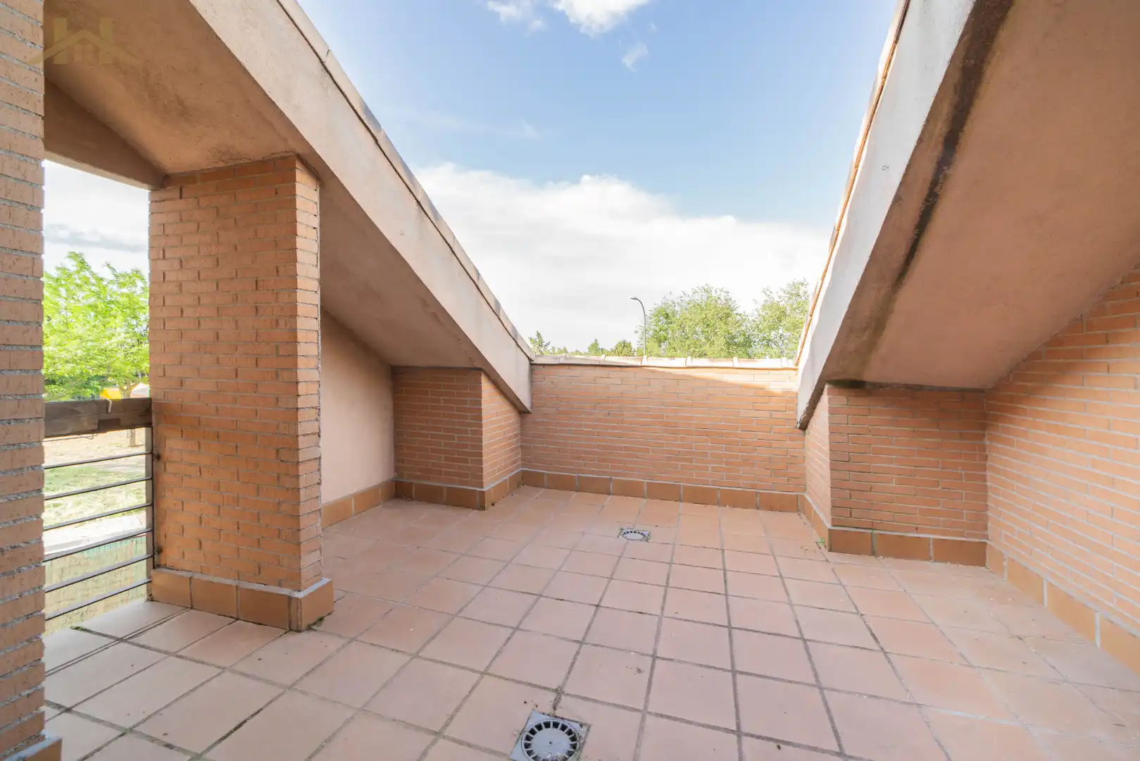 Casa aparellada amb terrassa en venda a Cubas de la Sagra, imagen 14