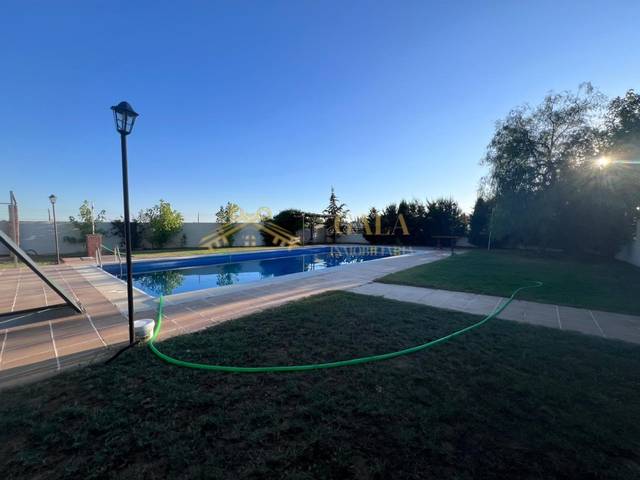 Casa-chalet en Alquiler en Ceres Golf