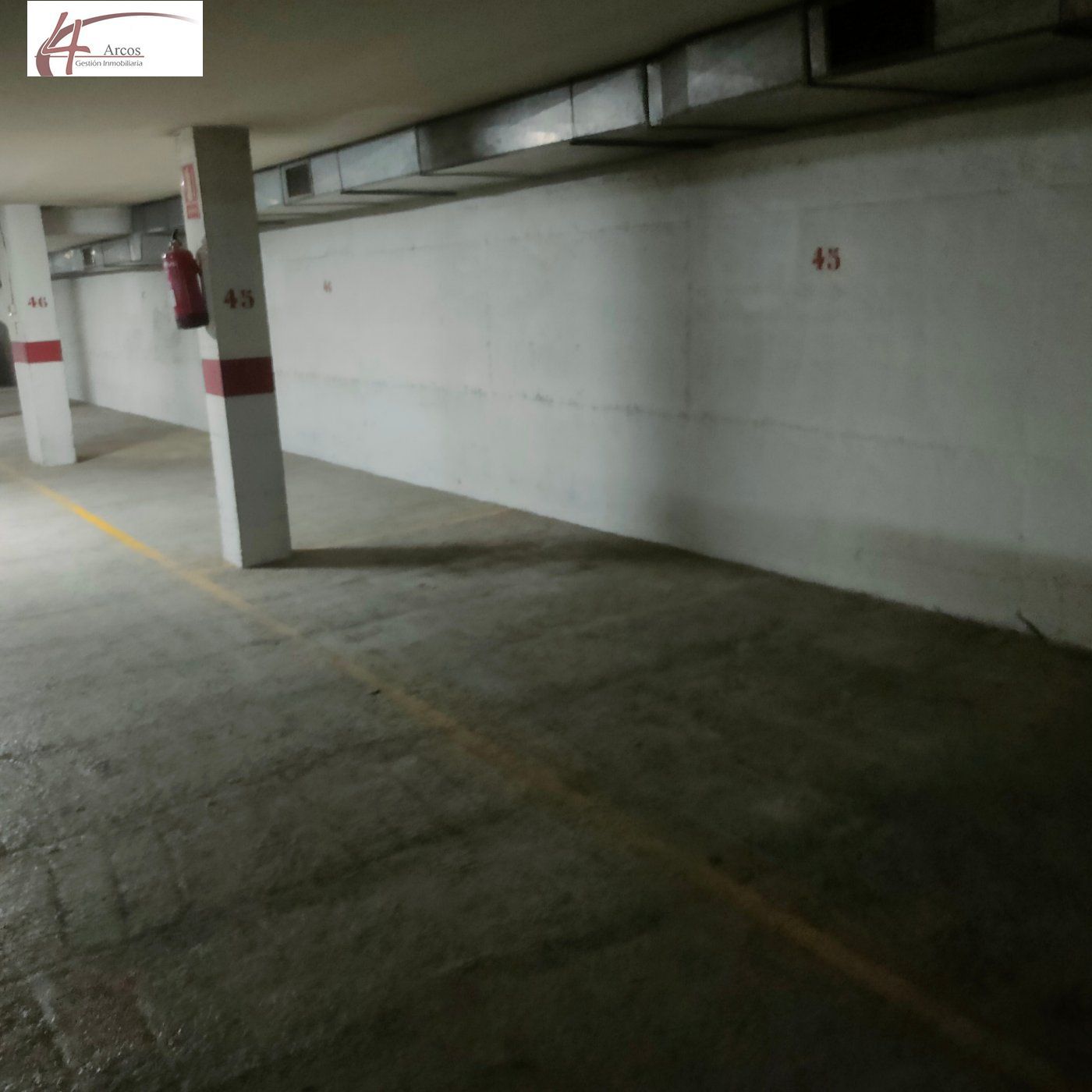Parking of Garage to rent in Santa Fe
