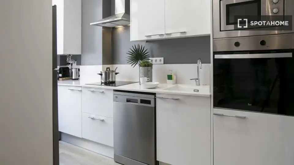 Flat for rent in Hostafrancs
