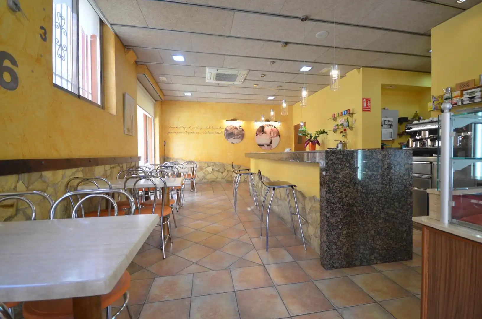 Gewerbefläche zum Verkauf in Calle SARDA 20, imagen 9