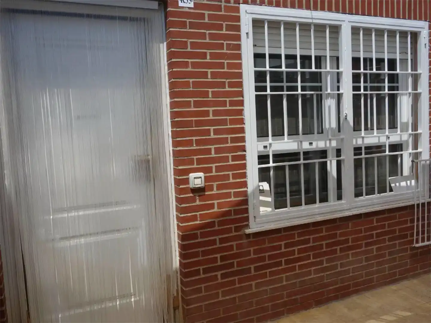 Exterior view of Houses for sale in Almazora / Almassora  with Air Conditioner