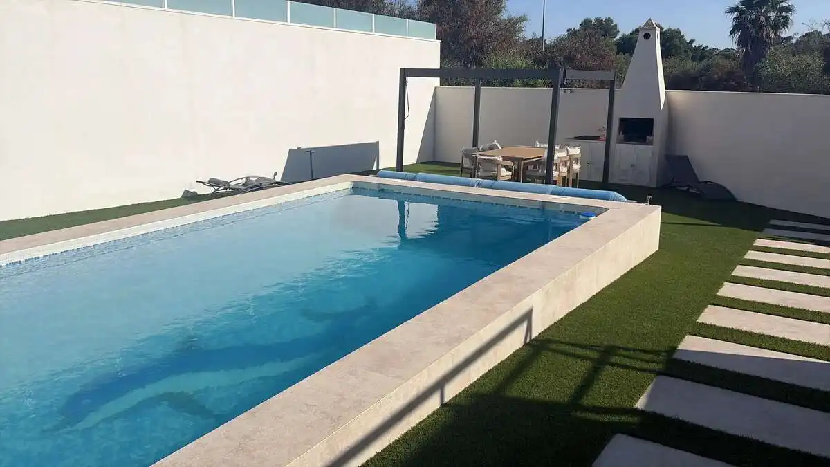 Villa mit Pool zum Verkauf in Mil Palmeras, imagen 3