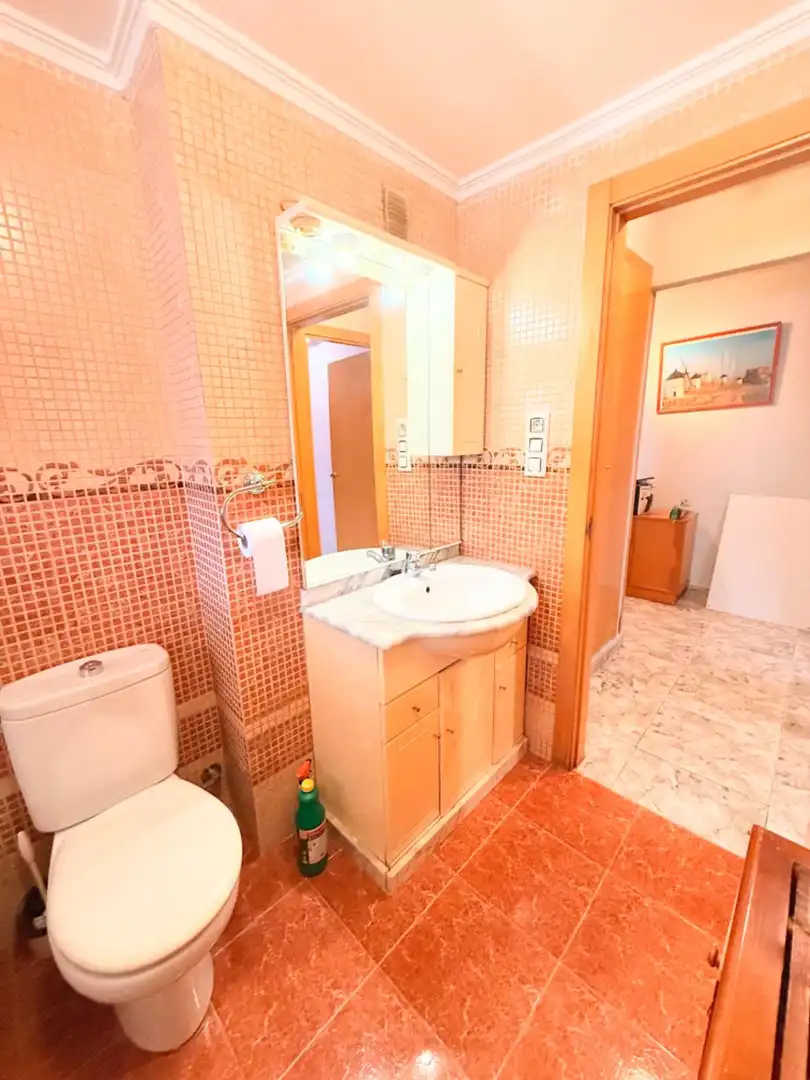 Bathroom of Apartments for sale in Cullera