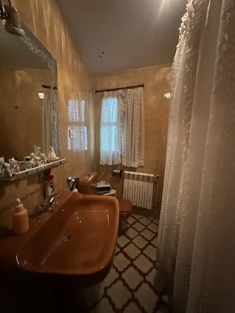 Baño de Piso en venta en Úbeda con Aire acondicionado, Calefacción y Terraza