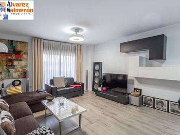 Appartement avec ascenseur à vendre à Calle ESTACADAS