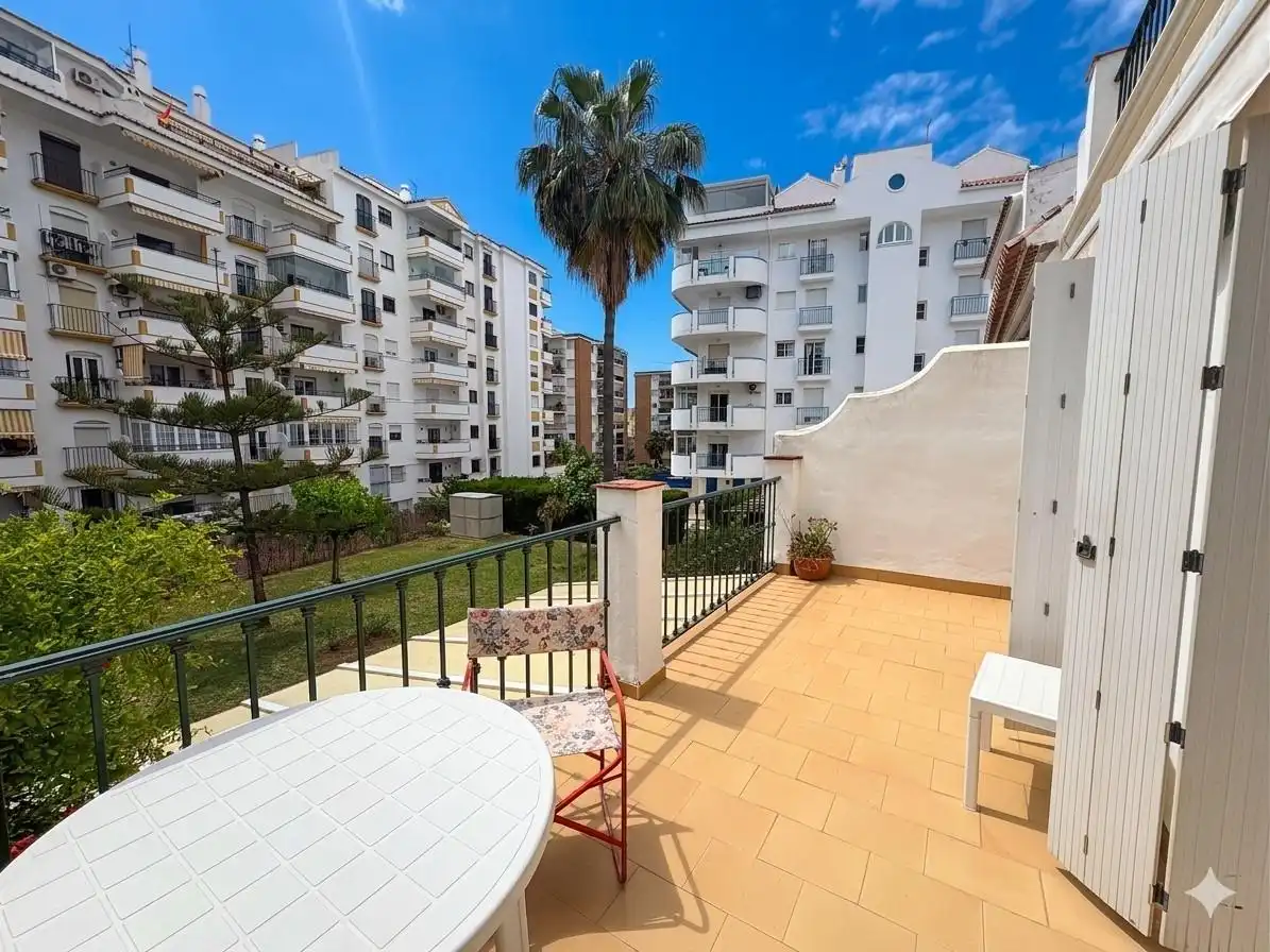 Terrassa de Casa adosada en venda en Fuengirola amb Aire condicionat, Jardí privat i Terrassa