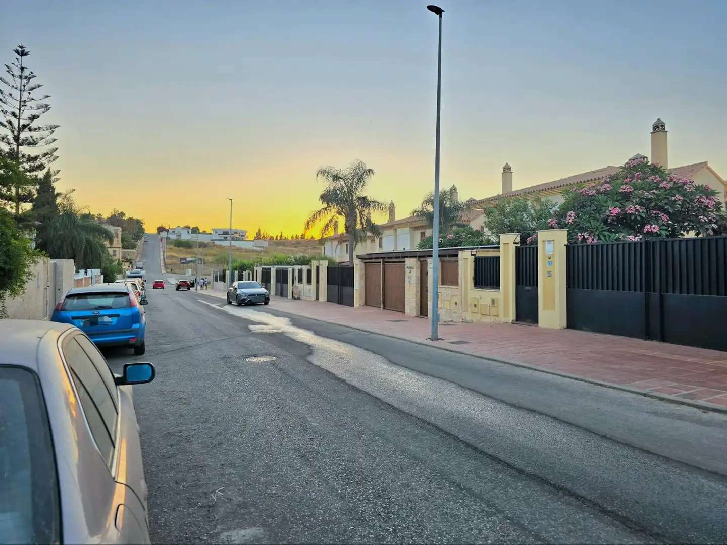 Vista exterior de Casa adosada en venda en Alhaurín de la Torre amb Aire condicionat, Calefacció i Terrassa