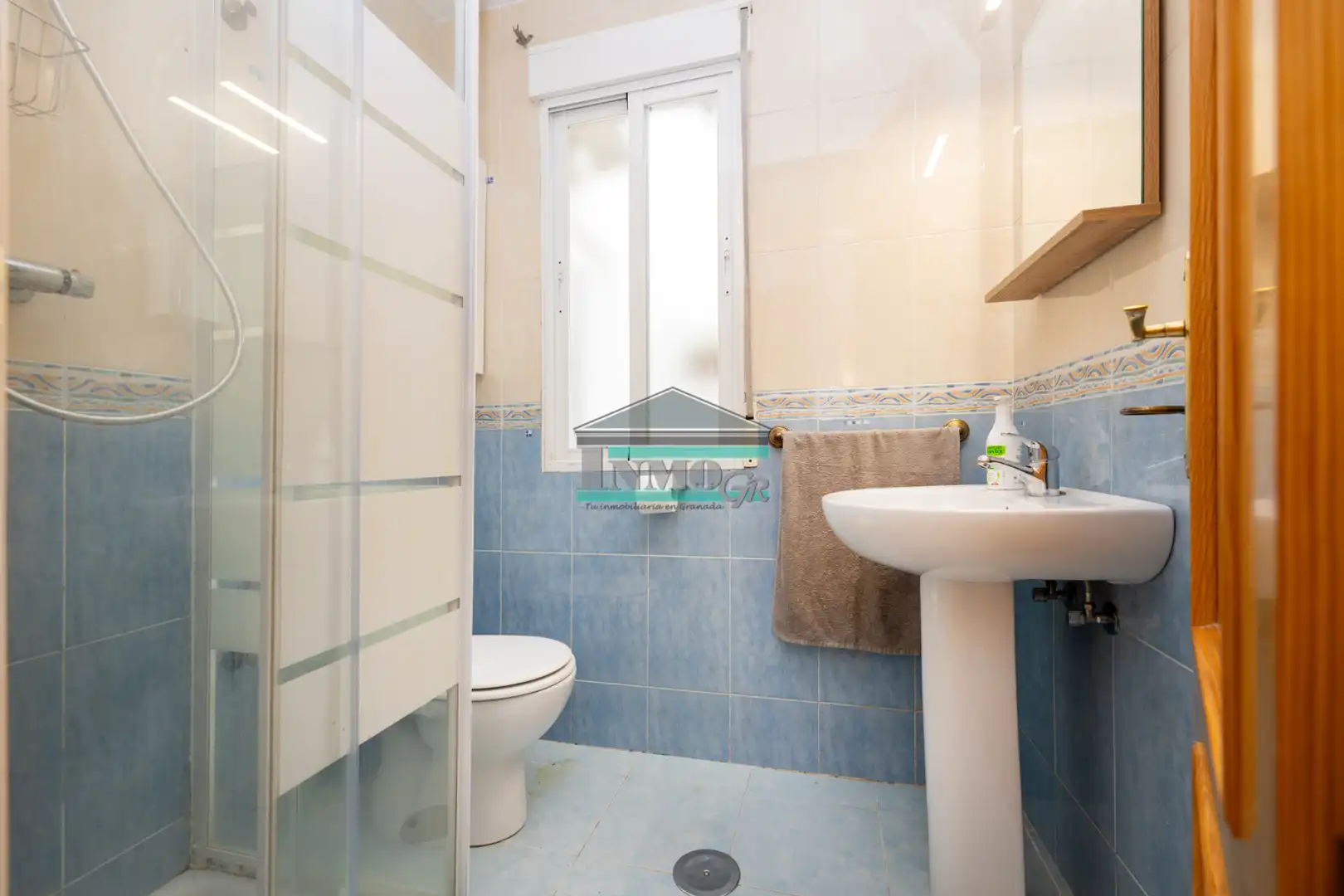 Baño de Piso en venta en Armilla con Aire acondicionado, Amueblado y Balcón