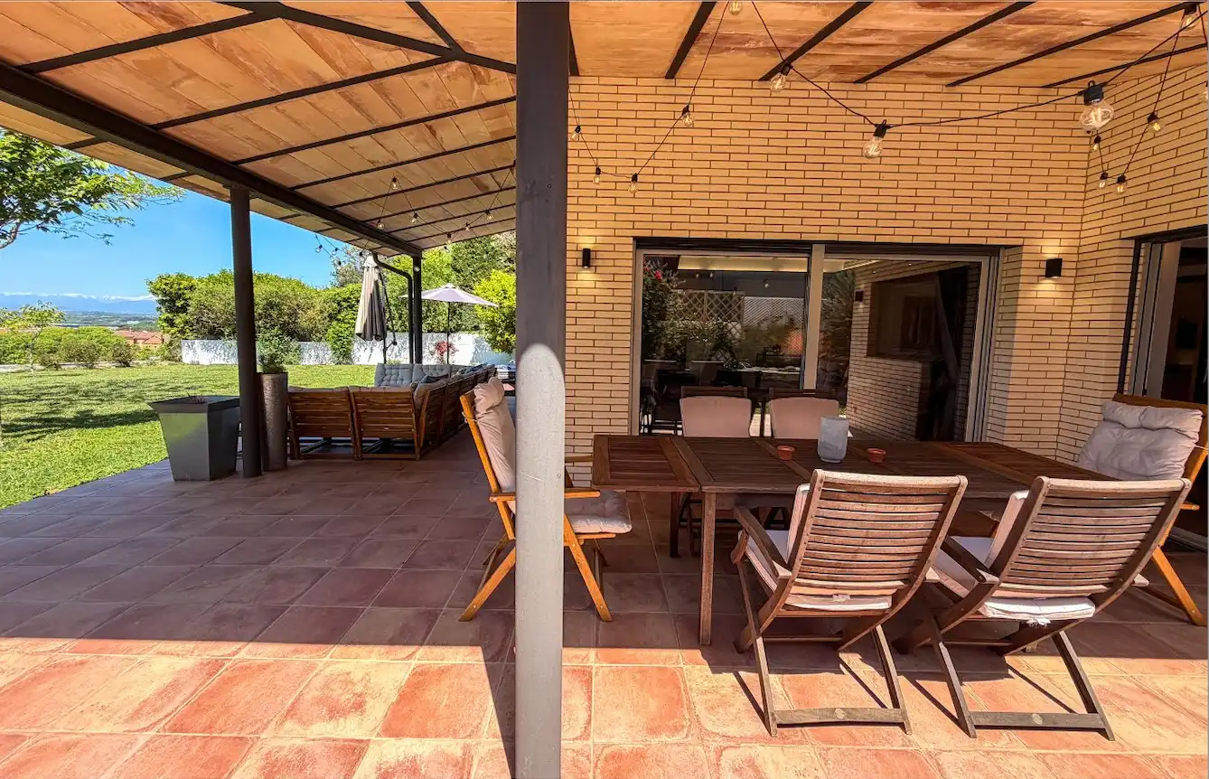Terraza de Casa o chalet en venta en Celrà con Aire acondicionado, Calefacción y Jardín privado