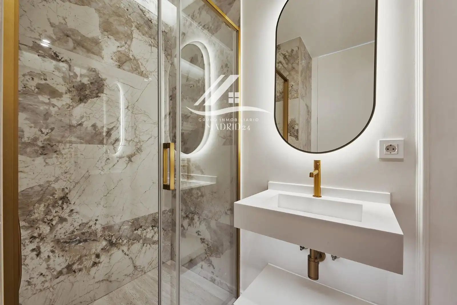 Flat with lift for sale in Calle de Castelló, imagen 10