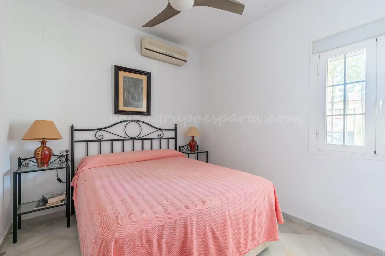 Habitación de Casa o chalet en venta en Villanueva del Ariscal con Aire acondicionado, Calefacción y Jardín privado