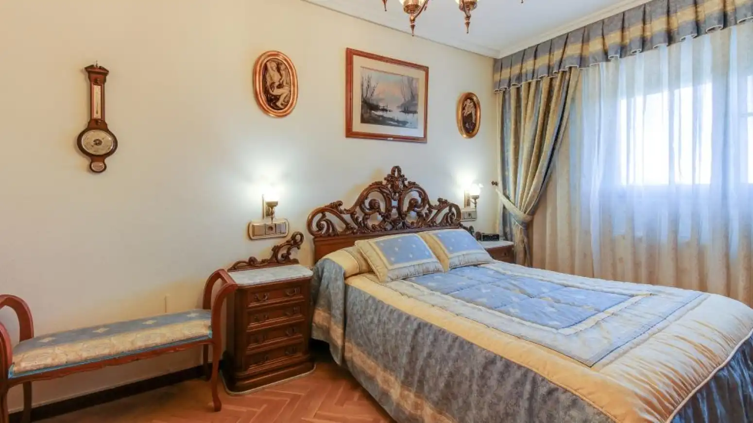 Habitación de Casa adosada en venta en Salamanca con Calefacción, Jardín privado y Parquet
