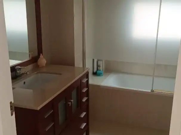 Badezimmer von Wohnung zur Miete in El Hornillo