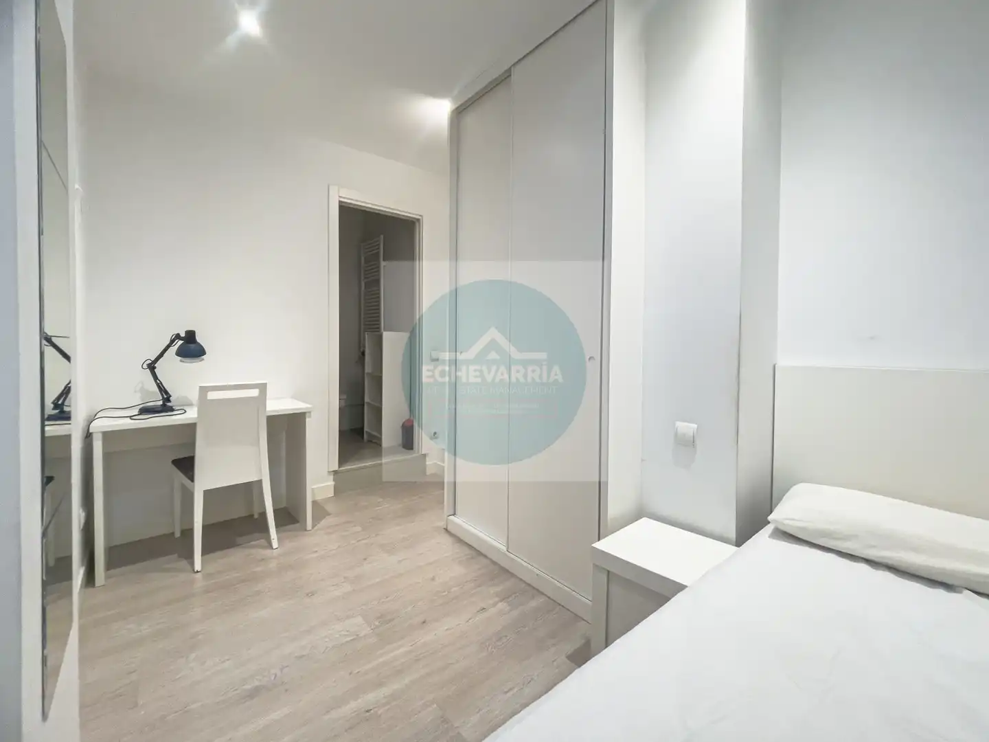 Bedroom of Flat for rent in Madrid  with Heating, Furnished and Oven
