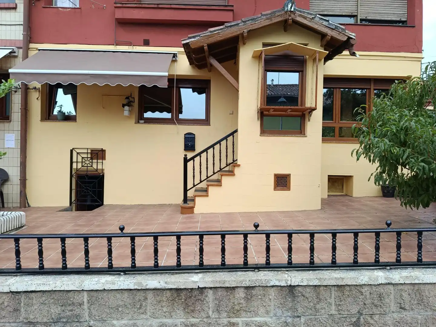 Exterior view of Ground floor for sale in Camargo  with Heating, Terrace and Storage room